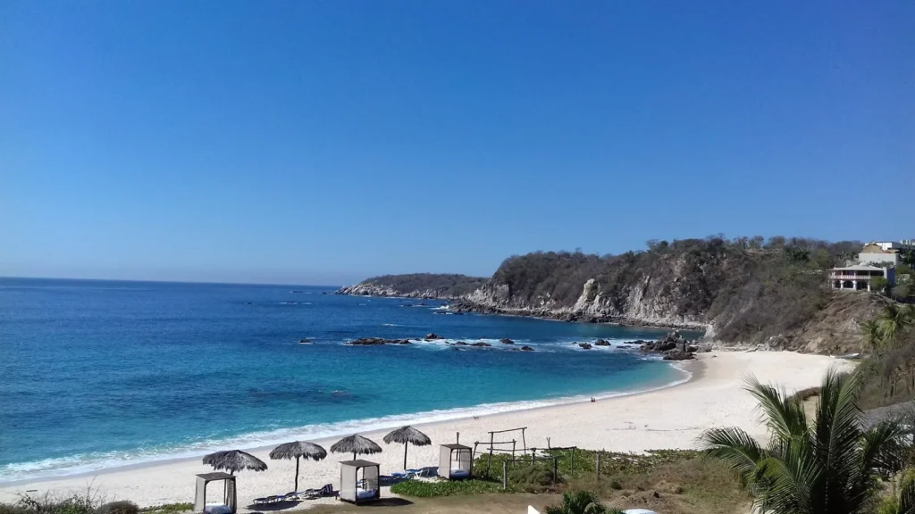Costa, playa y planos de Mi Pueblito